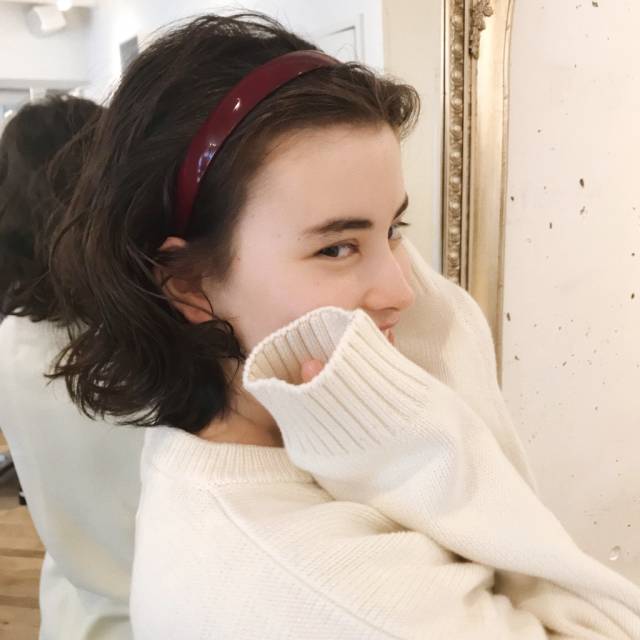 カチューシャを使ったボブヘアアレンジ