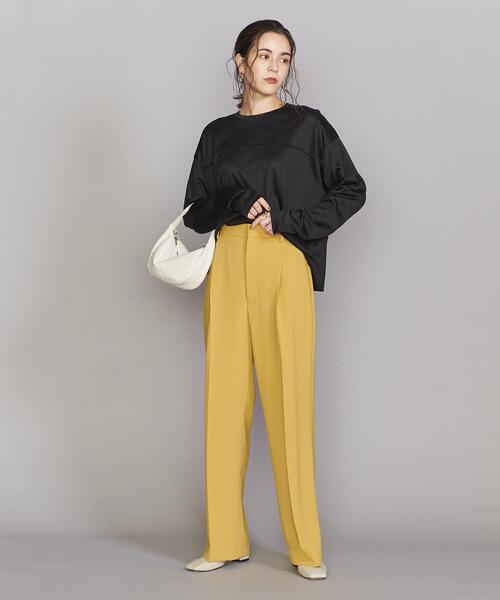 黒トップスで作る大人の春コーデ 22 定番アイテムを格上げする着こなし Folk