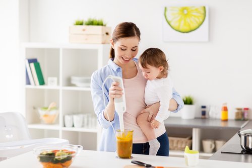 ブレンダーで手軽に離乳食をつくろう