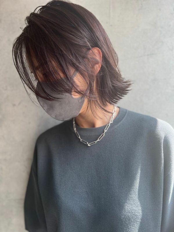 後ろ姿もおしゃれなボブヘアスタイル