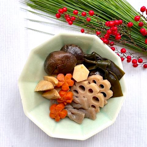 おせち料理の定番のメニューって 一般的に入っている具材などをまとめてご紹介 Folk