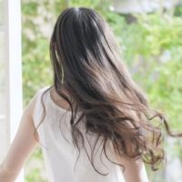 【ヘアケア迷子必見】洗い流さないトリートメントの魅力を引き出す使い方を伝授！