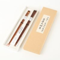 お箸のプレゼントに込められた意味って？橋渡しを意味する贈り物のマナーもご紹介